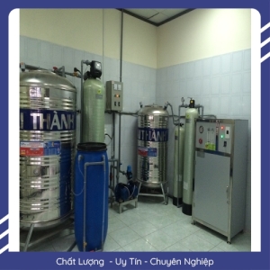 Hệ thống xử lý nước xét nghiệm y khoa, dược phẩm