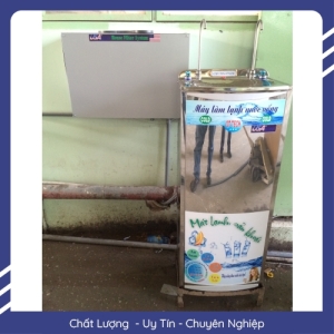 Máy nước uống nóng lạnh 2 vòi