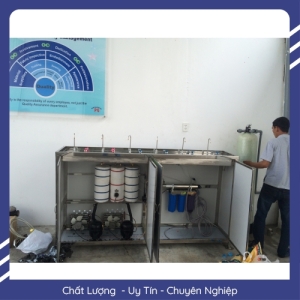 Máy nước uống nóng lạnh 6 vòi