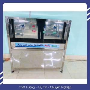 Máy nước uống nóng lạnh 4 vòi