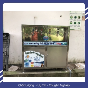 Máy nước uống nóng lạnh 4 vòi