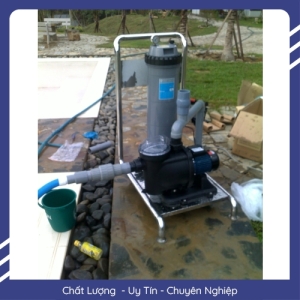 Máy lọc vệ sinh hồ bơi
